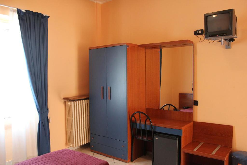 Hotel Леньяно Номер фото