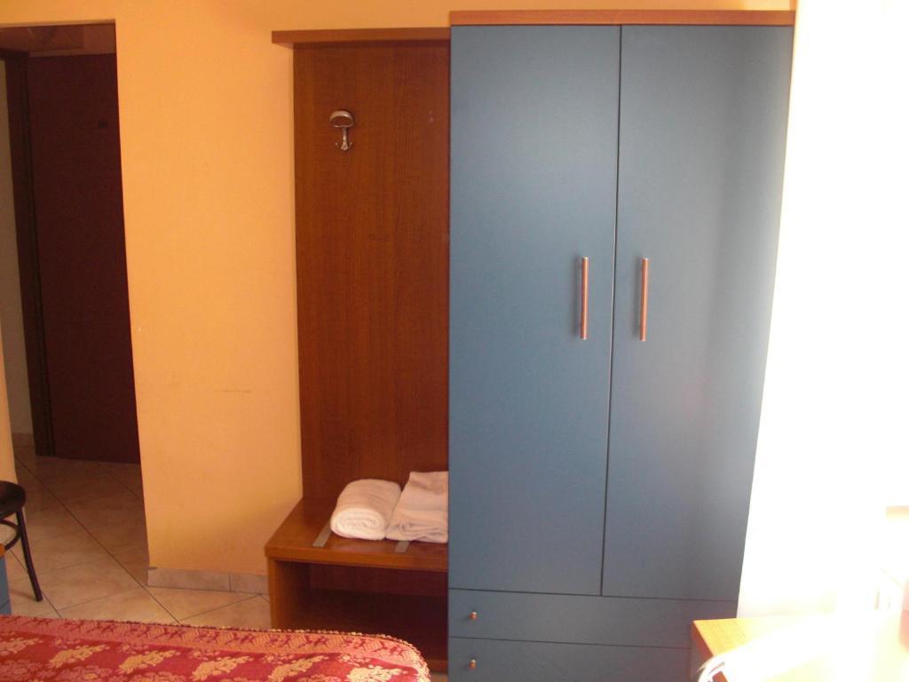 Hotel Леньяно Экстерьер фото